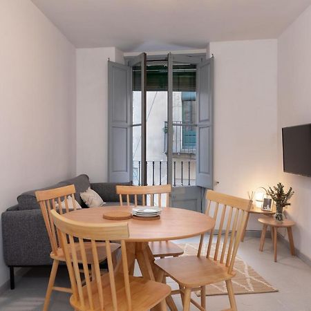 Flateli Cort Reial 10 Apartment Girona Bagian luar foto